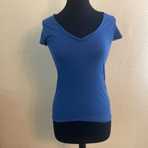 Blue V-neck T-shirt with embroidery